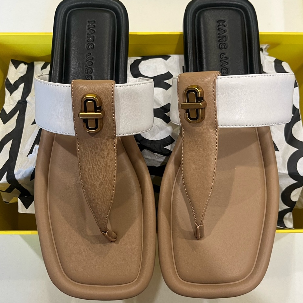 Marc Jacobs Tan & White Logo Thong Sandals with Gold Hardware